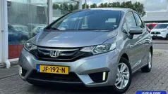 Grijs Gebruikt 2016 Honda Jazz Comfort Hatchback | € 13.250 (Eerlijke prijs)