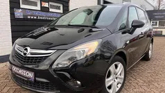 Zwart (metallic) Gebruikt 2016 Opel Zafira Tourer Edition MPV | € 9.900 (Eerlijke prijs)