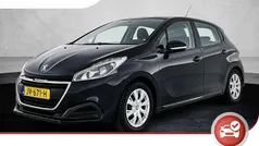 Zwart Gebruikt 2016 Peugeot 208 Active Hatchback | € 9.925 (Eerlijke prijs)