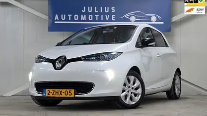 Occasion 2014 Renault Zoe Zen Hatchback | € 5.793 (Eerlijke prijs)