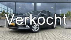 Grijs, metallic lak Gebruikt 2016 Toyota Auris Touring Sports Executive Stationwagen | € 14.950 (Goede deal)