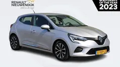 Gris platine d69 Gebruikt 2021 Renault Clio V Intens Hatchback | € 13.445 (Eerlijke prijs)