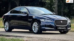 Blauw, metallic lak Gebruikt 2018 Jaguar XF Prestige Sedan | € 24.899 (Eerlijke prijs)