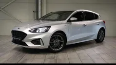 Grijs Gebruikt 2022 Ford Focus Business Edition Hatchback | € 19.945 (Eerlijke prijs)