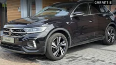 Zwart Gebruikt 2022 VW T-Roc R-line SUV | € 31.249 (Eerlijke prijs)