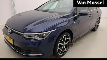 Blauw Occasion 2022 VW Golf VIII Style Stationwagen | € 25.900 (Eerlijke prijs)