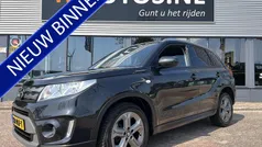 Zwart Gebruikt 2015 Suzuki Vitara Exclusive SUV | € 16.950 (Eerlijke prijs)
