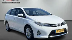 Gebruikt 2014 Toyota Auris Stationwagen | € 11.401 (Eerlijke prijs)