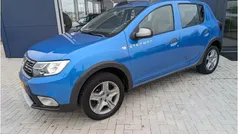 Blauw Gebruikt 2018 Dacia Sandero Stepway Hatchback | € 10.450 (Eerlijke prijs)