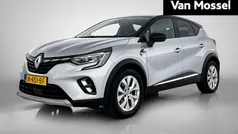 Grijs Gebruikt 2021 Renault Captur Intens SUV | € 17.935 (Eerlijke prijs)