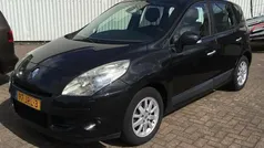 Zwart Gebruikt 2009 Renault Scénic III Business MPV | € 3.400 (Eerlijke prijs)