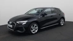 Zwart Gebruikt 2022 Audi A3 Sportback e-tron S-Line Sedan | € 30.880 (Super prijs)