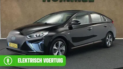 Occasion 2018 Hyundai Ioniq Premium Hatchback | € 12.145 (Super prijs)