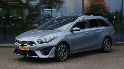 Grijs Gebruikt 2022 Kia Ceed Sportswagon Stationwagen | € 21.700 (Eerlijke prijs)