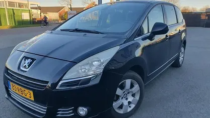 Occasion 2011 Peugeot 5008 MPV | € 1.800 (Eerlijke prijs)