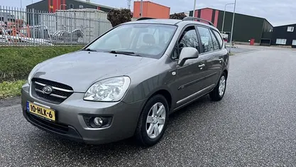 Occasion 2009 Kia Carens MPV | € 2.450 (Eerlijke prijs)