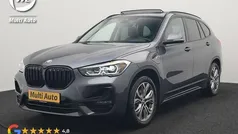 Grijs Gebruikt 2022 BMW X1 Sport Line SUV | € 29.940 (Eerlijke prijs)