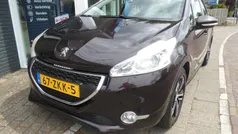 Bruin Gebruikt 2012 Peugeot 208 Envy Hatchback | € 4.950 (Eerlijke prijs)