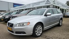 Grijs Gebruikt 2011 Volvo V70 Momentum Stationwagen | € 7.950 (Eerlijke prijs)