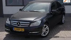 Zwart Gebruikt 2013 Mercedes C180 Sedan | € 12.450 (Eerlijke prijs)