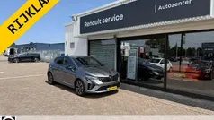 Grijs Gebruikt 2024 Renault Clio V Techno Hatchback | € 19.950 (Eerlijke prijs)