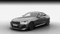 Skyscraper grey metallic (grijs metallic) Nieuw 2025 BMW 220 M Sport Coupé | € 70.921 (Eerlijke prijs)