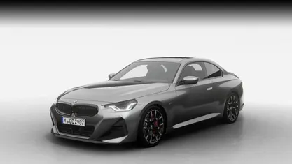 Skyscraper grey metallic (grijs metallic) Nieuw 2025 BMW 220 M Sport Coupé | € 71.457 (Eerlijke prijs)