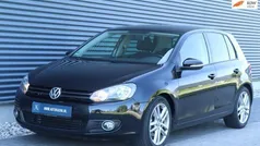 Zwart, metallic lak Gebruikt 2009 VW Golf VI Highline Hatchback | € 7.750 (Eerlijke prijs)