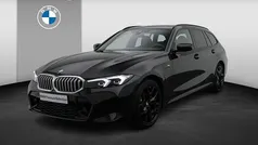 Zwart Gebruikt 2025 BMW 330 M Sport Stationwagen | € 47.900 (Eerlijke prijs)