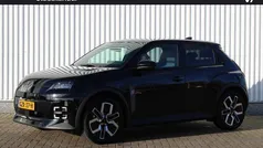 Zwart Nieuw 2024 Renault R5 Komfort Hatchback | € 32.950 (Eerlijke prijs)