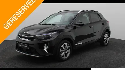 Zwart Occasion 2024 Kia Stonic SUV | € 21.940 (Eerlijke prijs)