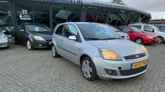 Grijs Gebruikt 2006 Ford Fiesta Futura Hatchback | € 1.100 (Eerlijke prijs)