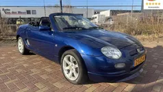 Blauw Gebruikt 2002 MG F Cabriolet | € 4.440 (Eerlijke prijs)