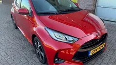 Rood Nieuw 2024 Toyota Yaris Hybrid Edition Hatchback | € 26.950 (Eerlijke prijs)