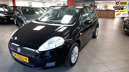 Occasion 2008 Fiat Grande Punto Dynamic Hatchback | € 2.850 (Eerlijke prijs)