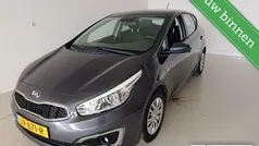 Grijs Gebruikt 2016 Kia Ceed Hatchback | € 9.950 (Super prijs)