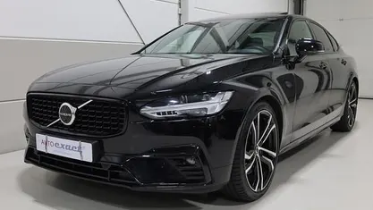 Zwart Gebruikt 2022 Volvo S90 R-Design Sedan | € 36.900 (Eerlijke prijs)