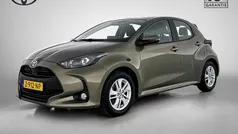 Groen Gebruikt 2024 Toyota Yaris Hybrid Active Hatchback | € 23.445 (Eerlijke prijs)