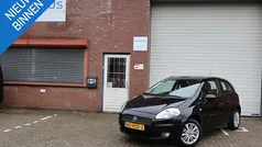 Zwart Gebruikt 2009 Fiat Grande Punto Dynamic Hatchback | € 2.199 (Eerlijke prijs)