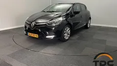 Gebruikt 2020 Renault Clio V Intens Hatchback | € 10.999 (Eerlijke prijs)