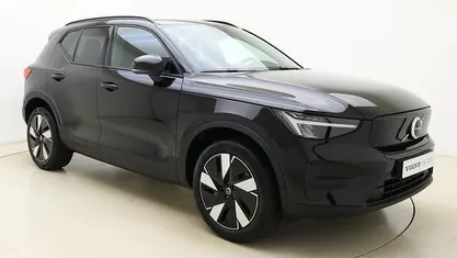 Zwart Gebruikt 2025 Volvo EX40 Business Edition SUV | € 46.900 (Goede deal)