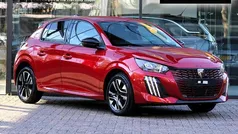 Rood Nieuw 2025 Peugeot 208 Allure Hatchback | € 26.270 (Super prijs)