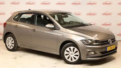 Hatchback Gebruikt 2020 VW Polo Comfortline Hatchback | € 14.950 (Eerlijke prijs)