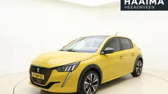 Zwart Gebruikt 2021 Peugeot e-208 GT Hatchback | € 16.950 (Goede deal)