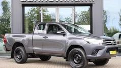 Grijs Gebruikt 2017 Toyota HiLux Cool Pickup | € 26.950 (Eerlijke prijs)