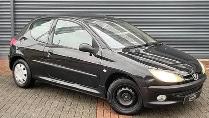 Occasion 2002 Peugeot 206 Premium Hatchback | € 999 (Eerlijke prijs)