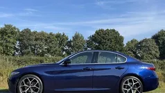 Blauw Gebruikt 2018 Alfa Romeo Giulia Veloce Sedan | € 27.950 (Eerlijke prijs)
