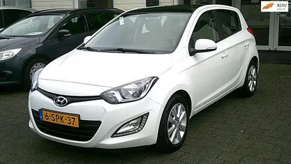 Occasion Hyundai i20 101 PK (74 kW) 2013 Wit Hatchback