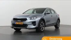 Grijs, metallic lak Gebruikt 2020 Kia XCeed SUV | € 18.835 (Eerlijke prijs)