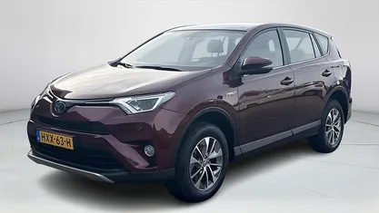 Rood Gebruikt 2017 Toyota RAV4 Hybrid SUV | € 23.450 (Eerlijke prijs)